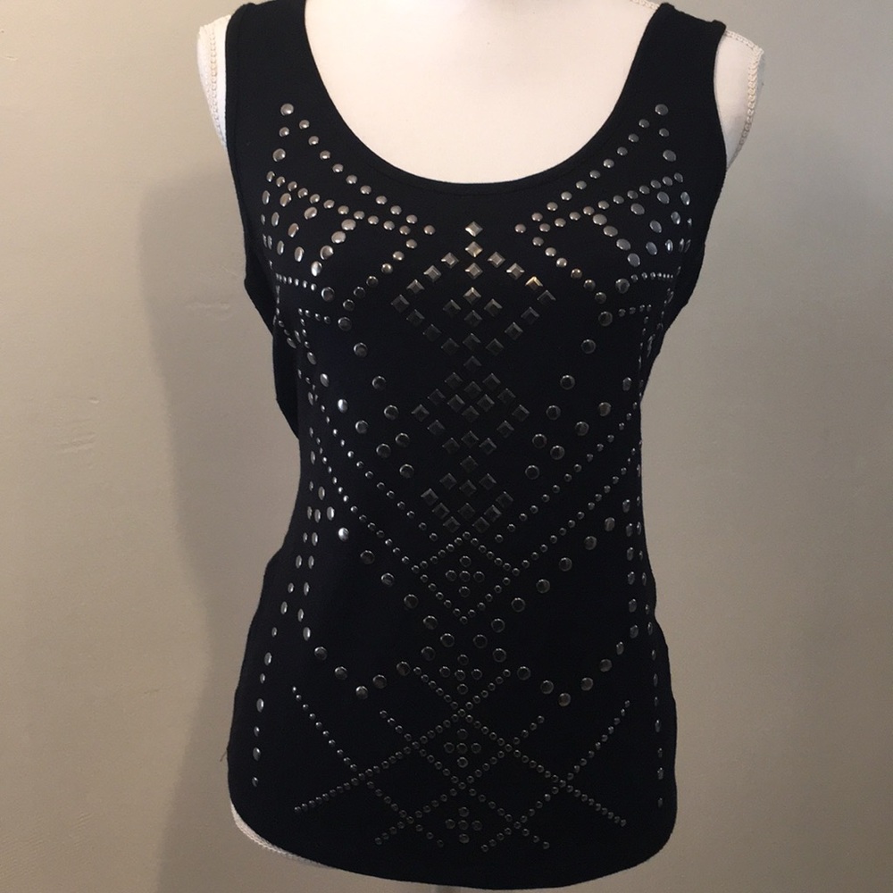 Cache tank-top